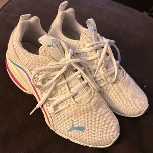 White Puma women’s sneakers